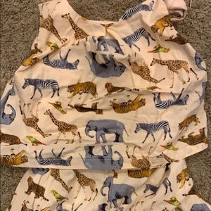 Baby gap romper ( shorts ).